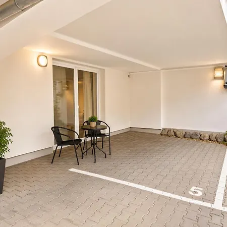 Modern Free Parking Free Wifi Fully Equipped 1 To 4 Guests Wolkersdorf